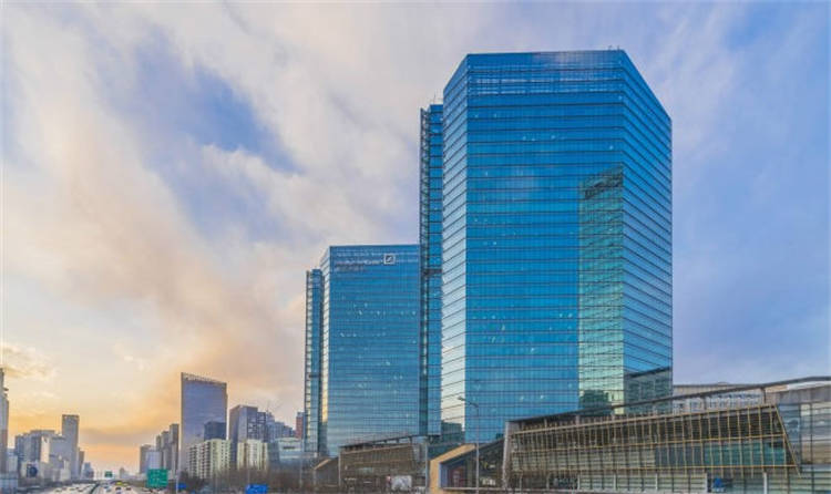 华贸中心商务楼精装修高楼层视野开阔